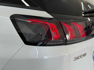 PEUGEOT 3008 usata 27