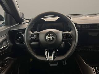 ALFA ROMEO Junior usata, con Park Distance Control