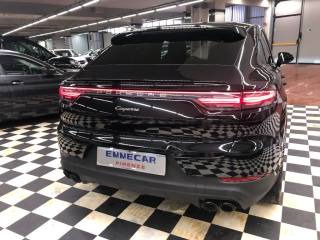 PORSCHE Cayenne usata, con Autoradio