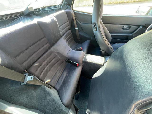 PORSCHE 944 usata, con USB