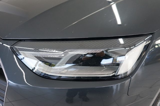 AUDI A4 usata, con Leve al volante