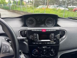 LANCIA Ypsilon usata, con Servosterzo