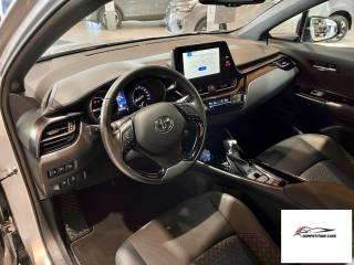 TOYOTA C-HR usata 8