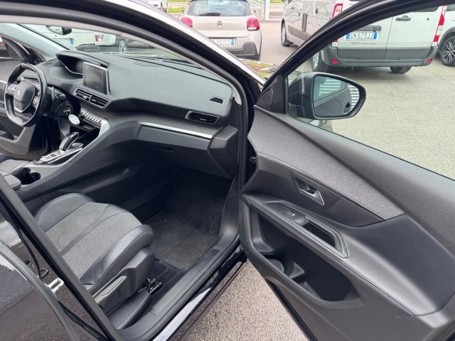PEUGEOT 5008 usata, con Controllo elettronico della corsia