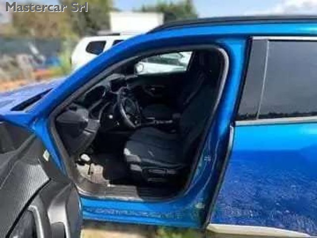 PEUGEOT 2008 usata, con Climatizzatore