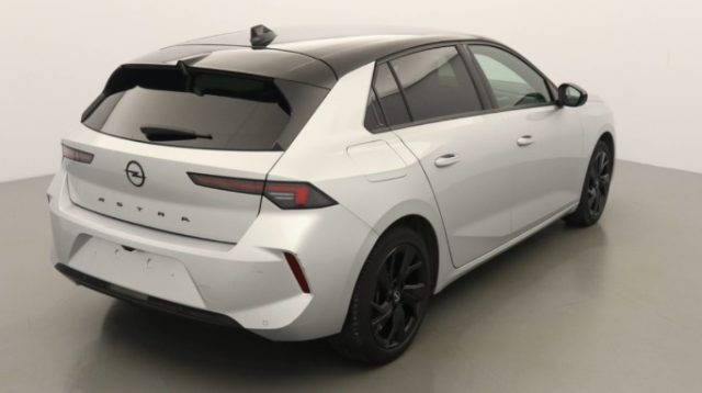 OPEL Astra usata, con Boardcomputer