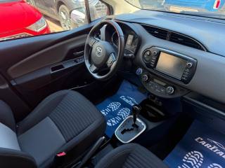 TOYOTA Yaris usata, con Servosterzo