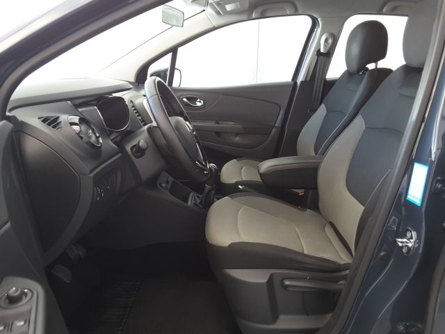 RENAULT Captur usata, con Alzacristalli elettrici