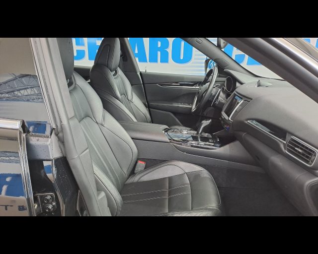 MASERATI Levante usata 21