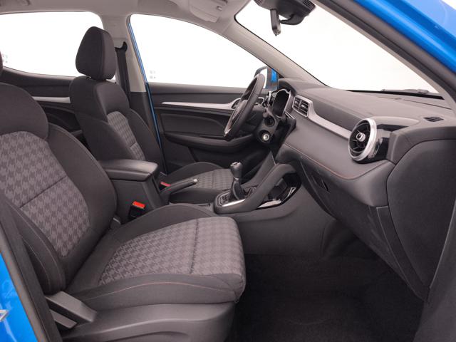 MG ZS usata, con Luci diurne