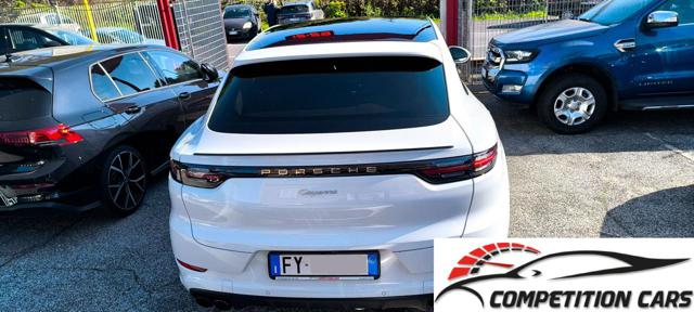 PORSCHE Cayenne usata, con Autoradio