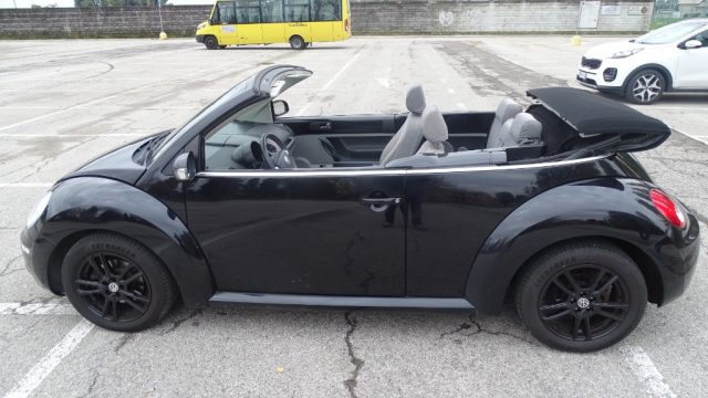 VOLKSWAGEN New Beetle usata, con Sedile posteriore sdoppiato
