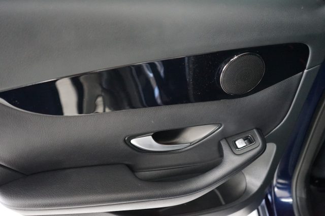 MERCEDES-BENZ GLC 220 usata, con Isofix