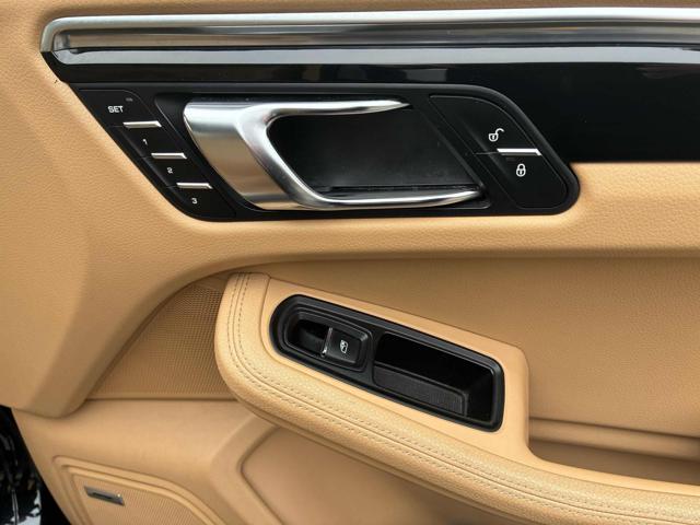 PORSCHE Macan usata 25