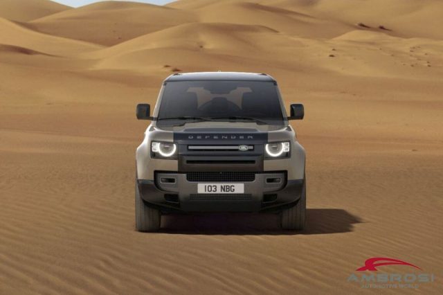 LAND ROVER Defender usata 4