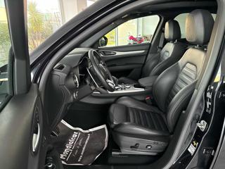 ALFA ROMEO Stelvio usata, con Interni in pelle