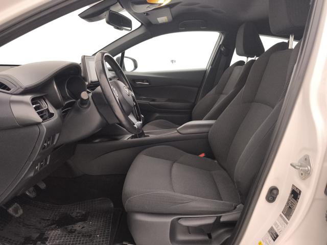 TOYOTA C-HR usata, con Controllo automatico clima
