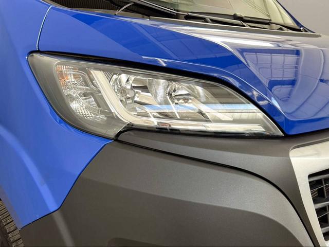 PEUGEOT Boxer usata, con Fari direzionali