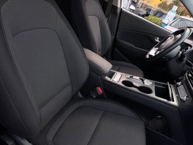 HYUNDAI Kona usata, con Fari Xenon