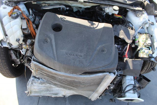 VOLVO V40 Cross Country usata, con Chiusura centralizzata