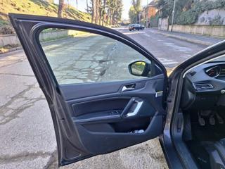 PEUGEOT 308 usata, con Luci diurne