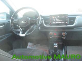 KIA Stonic usata, con Sensori di parcheggio posteriori