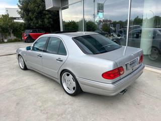 MERCEDES-BENZ E 55 usata, con Fendinebbia