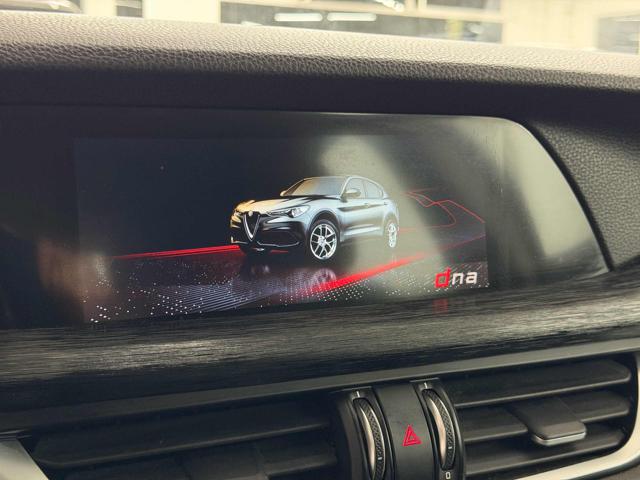 ALFA ROMEO Stelvio usata, con Climatizzatore automatico, 2 zone