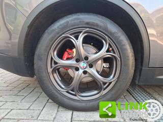 ALFA ROMEO Stelvio usata, con Chiusura centralizzata