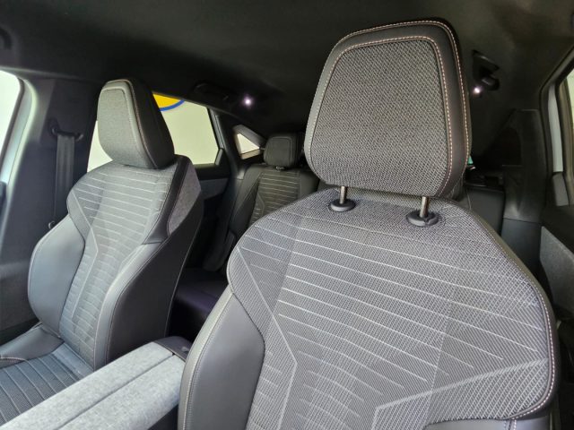 PEUGEOT 3008 usata, con Fari LED