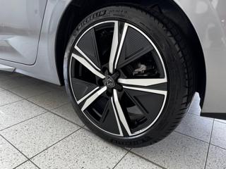 PEUGEOT 308 usata, con Boardcomputer