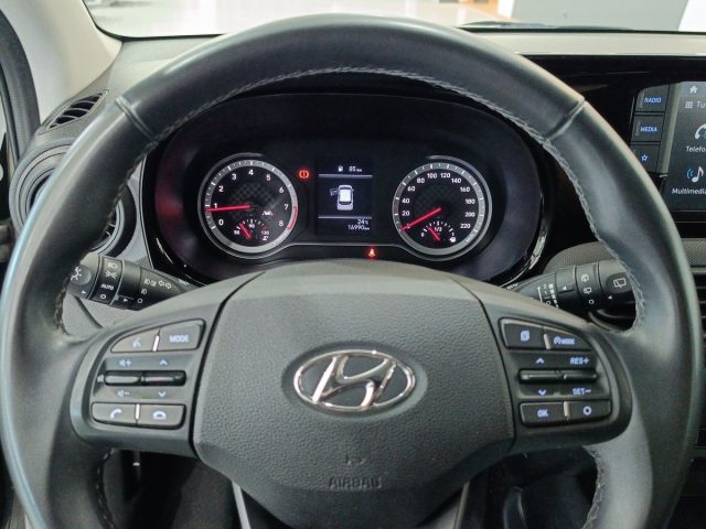 HYUNDAI i10 usata, con Sedile posteriore sdoppiato