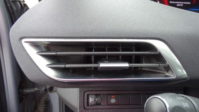 PEUGEOT 5008 usata 90