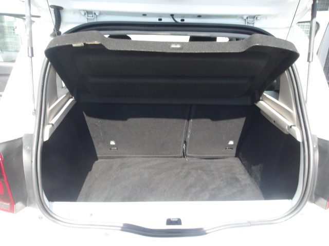 DACIA Sandero usata, con USB