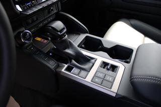 TOYOTA Land Cruiser usata, con Controllo automatico clima