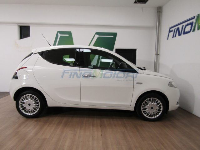 LANCIA Ypsilon usata, con Servosterzo