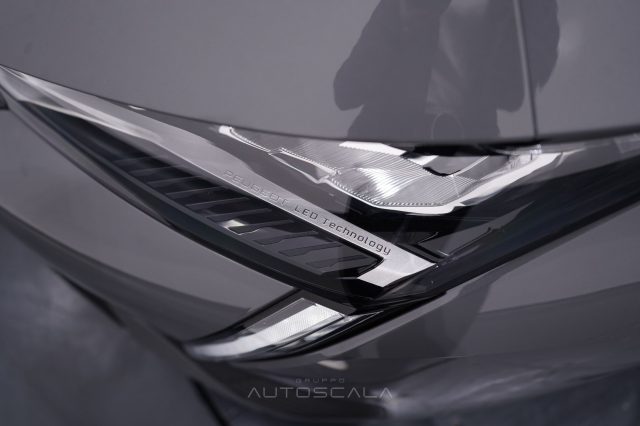 PEUGEOT 308 usata, con Specchietti laterali elettrici
