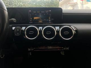 MERCEDES-BENZ A 180 usata, con Streaming musicale integrato