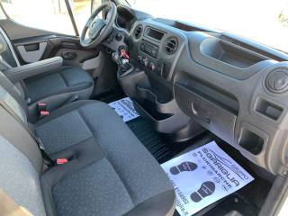 OPEL Movano usata, con Park Distance Control