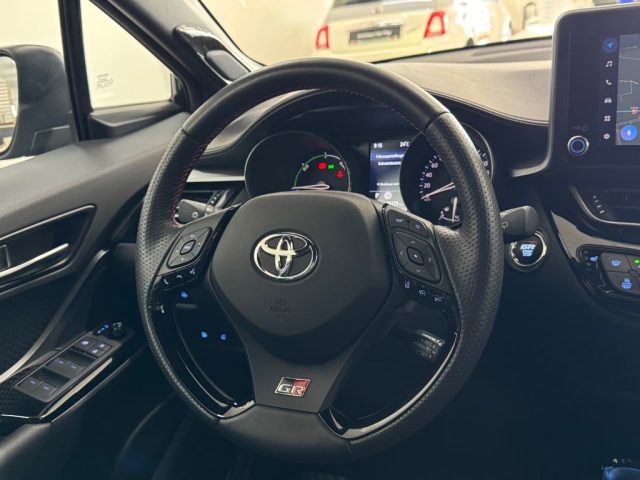 TOYOTA C-HR usata, con Chiusura centralizzata