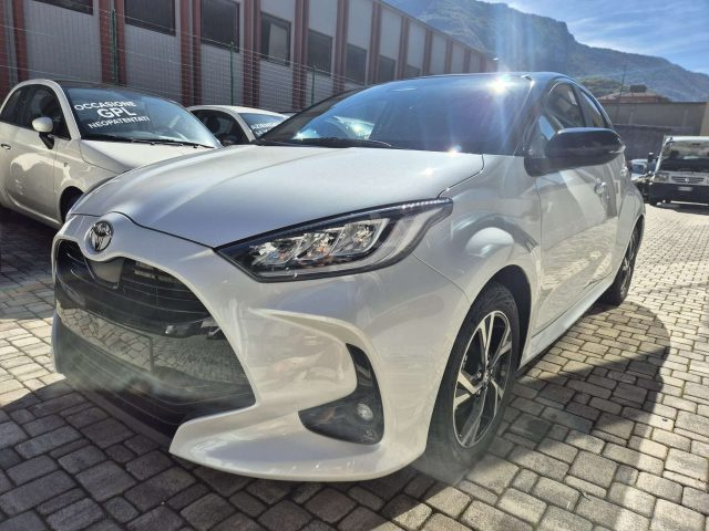 TOYOTA Yaris usata, con Airbag