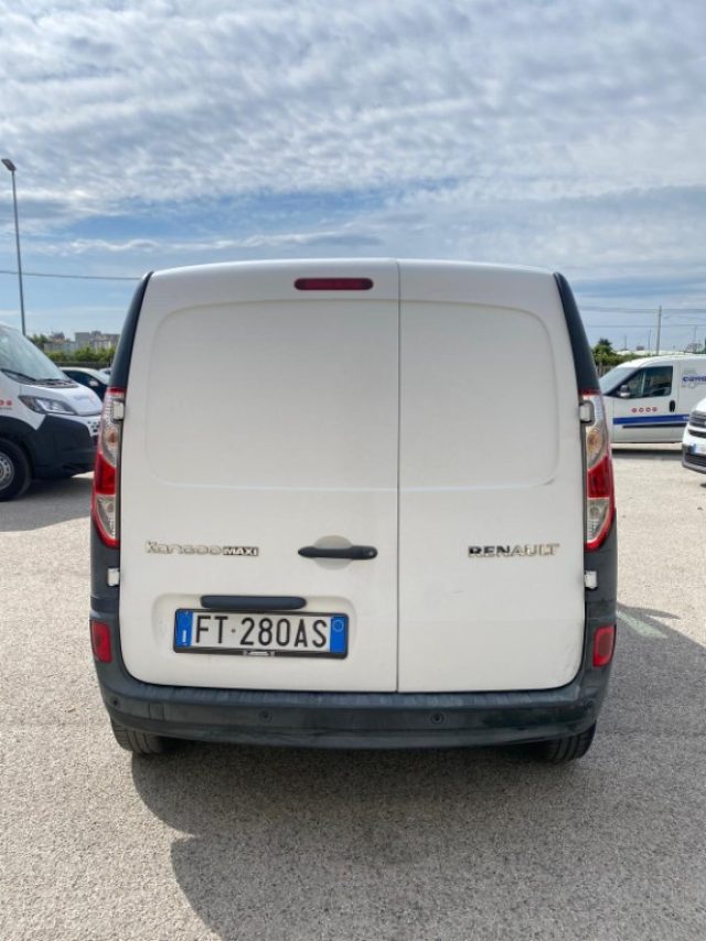 RENAULT Kangoo usata, con Autoradio