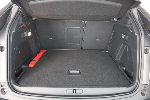 PEUGEOT 3008 usata 5