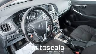 VOLVO V40 Cross Country usata, con Controllo trazione