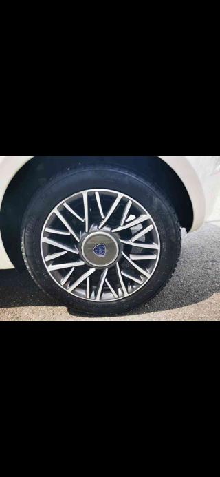 LANCIA Ypsilon usata, con ESP