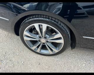 MERCEDES-BENZ E 220 usata, con Cerchi in lega