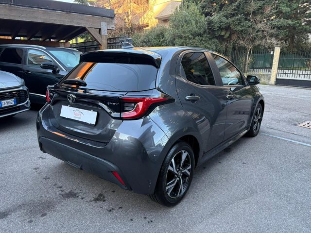 TOYOTA Yaris usata, con Cerchi in lega