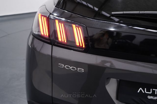 PEUGEOT 3008 usata, con Airbag testa