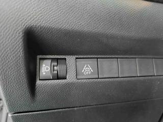 PEUGEOT 208 usata, con Specchietti laterali elettrici