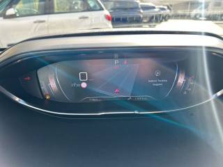 PEUGEOT 3008 usata, con Fari LED
